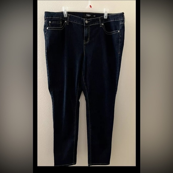 Torrid Denim 5 Pocket Jeans Plus Size 22T - Picture 1 of 4